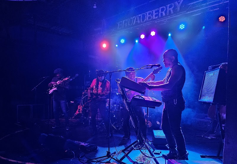 The Broadberry photo 6