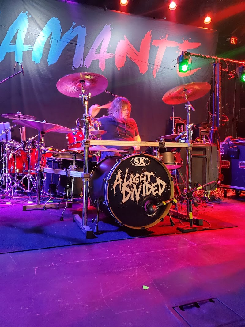 Amos' Southend photo 8