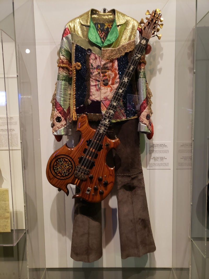 Rock & Roll Hall of Fame photo 10