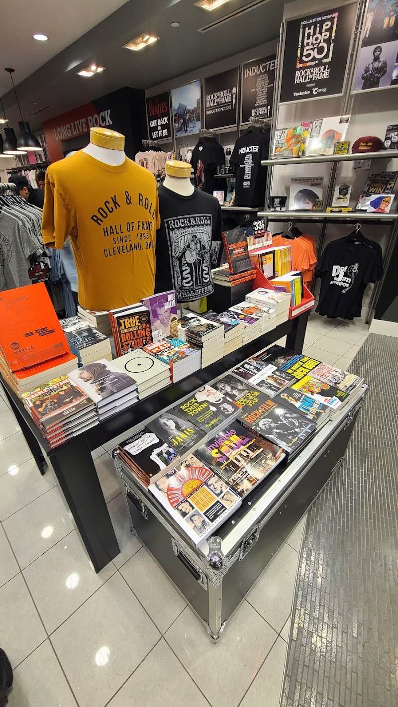 Rock & Roll Hall of Fame photo 15