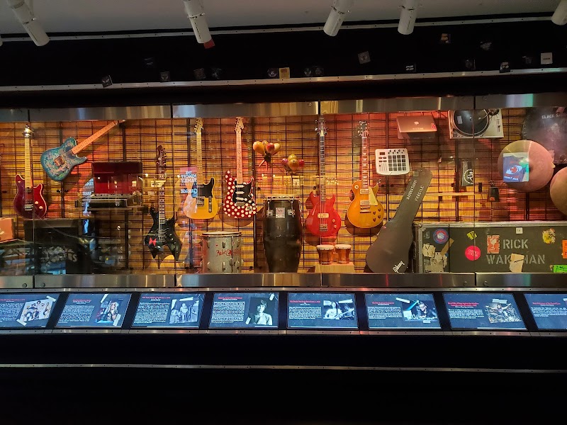 Rock & Roll Hall of Fame photo 19