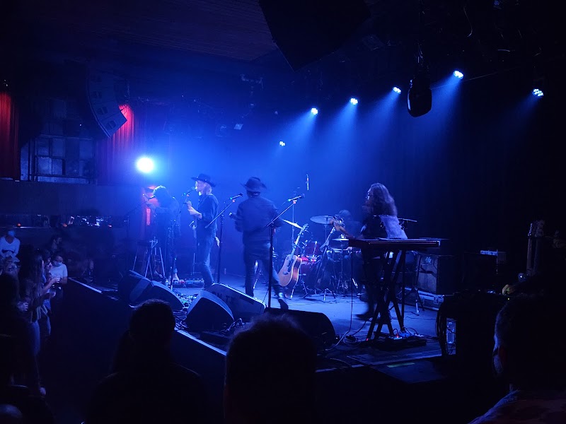 The Independent photo 1