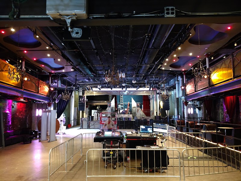Varsity Theater photo 3