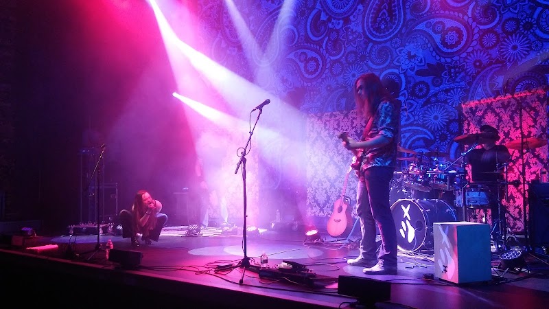 BNH Stage photo 9