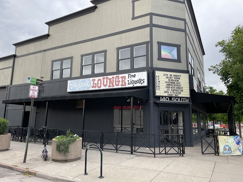 Skylark Lounge photo 1