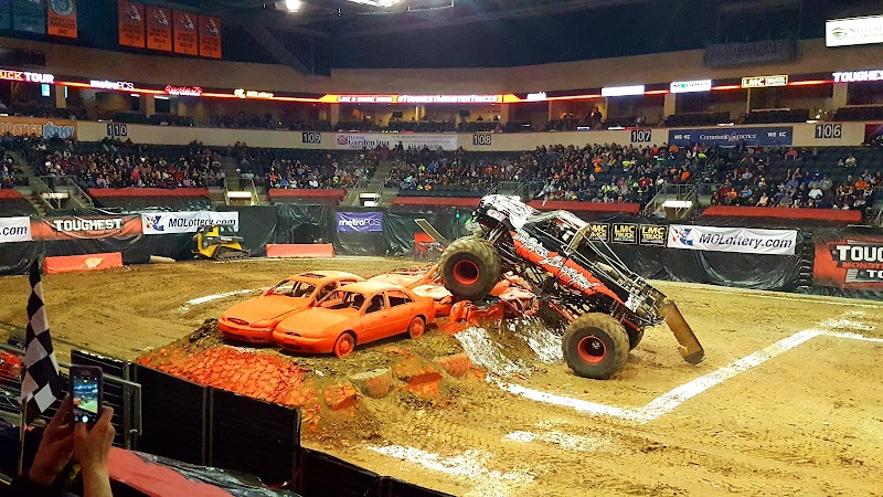 Cable Dahmer Arena photo 3
