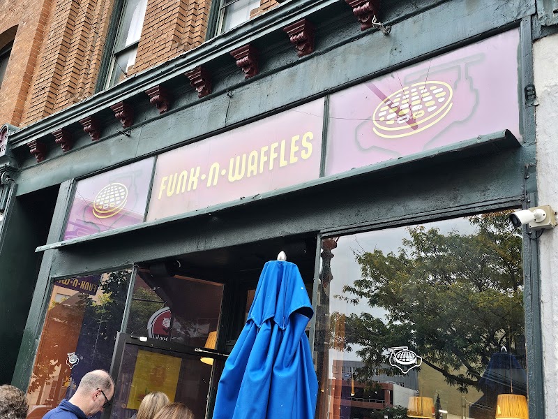 Funk 'N Waffles photo 5