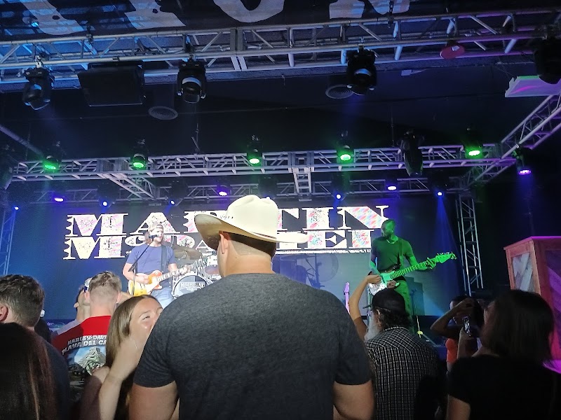 Moonshine Beach photo 9