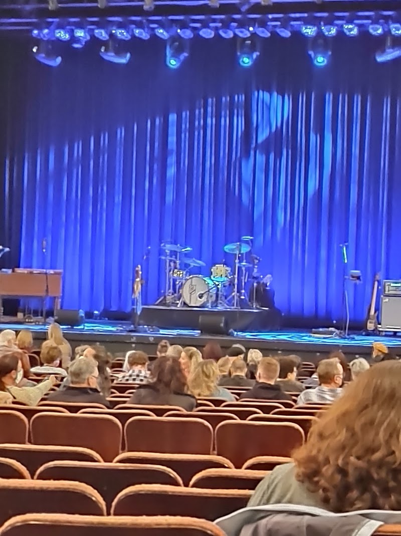 Warner Theatre photo 7