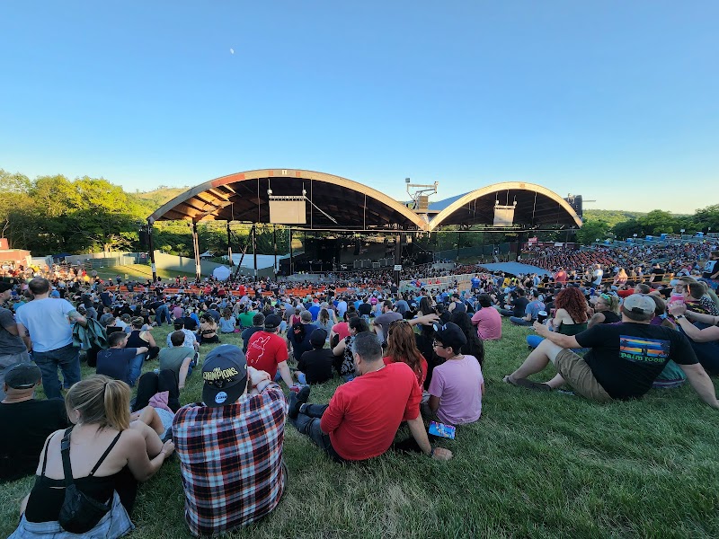 Alpine Valley Music Theatre photo 1