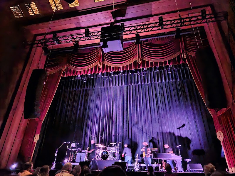 Lynn Memorial Auditorium photo 1