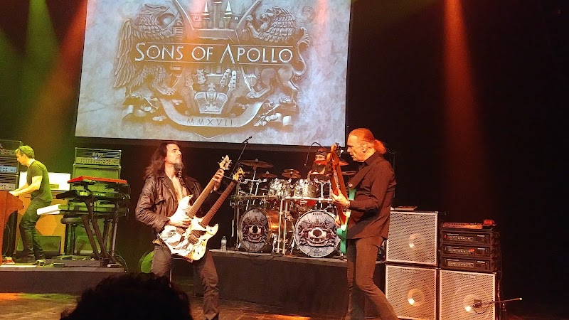 The Plaza Live photo 9