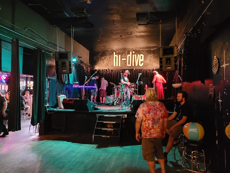 Hi-Dive photo 1