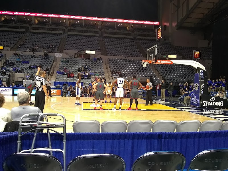Allen County War Memorial Coliseum photo 6