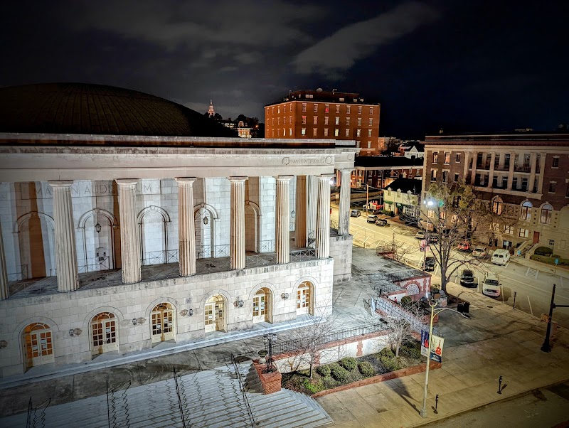 Macon City Auditorium photo 5