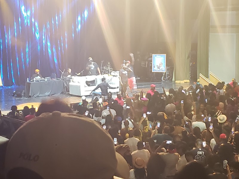 Macon City Auditorium photo 6