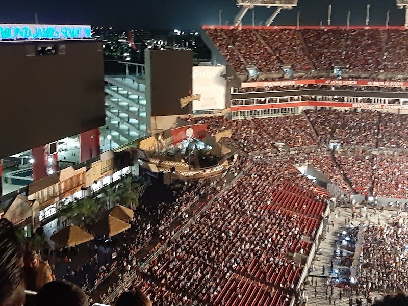 Raymond James Stadium photo 7
